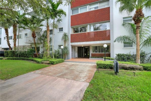 Gables Way, 650 Coral Way #302, Coral Gables, Florida 33134, image 1