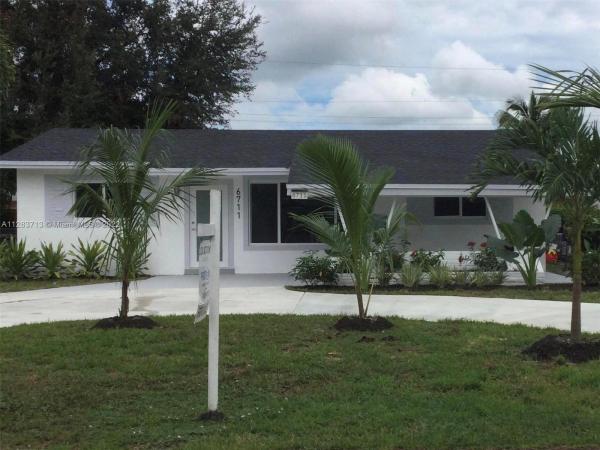 Driftwood Acres, 6711 Mcclellan St, Hollywood, Florida 33024, image 2