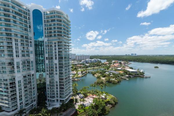 Parque Towers, Sunny Isles Beach, Florida 33160, image 2