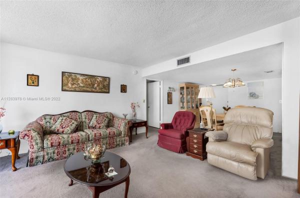 Maison Grande, 6039 Collins Ave #1514, Miami Beach, Florida 33140, image 2