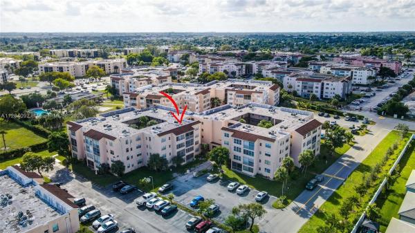 Somerset, 2850 Somerset Dr #218L, Lauderdale Lakes, Florida 33311, image 1
