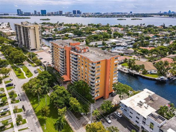 Waterside Towers, 2450 NE 135th St #802, North Miami, Florida 33181, image 1