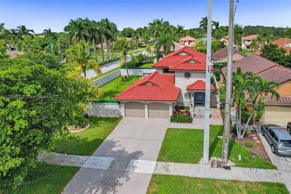 Starlight Cove, 4181 NW 6th St, Deerfield Beach, Florida 33442, image 1