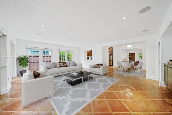 Utopia, 4150 Ventura Ave, Miami, Florida 33133, image 1