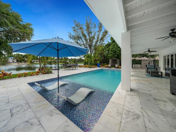 Lake Sheldon, 13500 SW 70th Ave, Pinecrest, Florida 33156, image 1