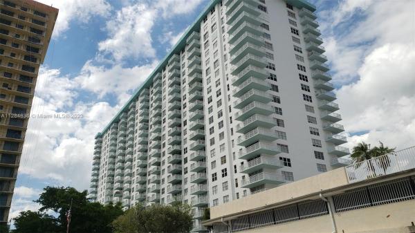 Winston Towers 500, 301 174th St #415, Sunny Isles Beach, Florida 33160, image 1
