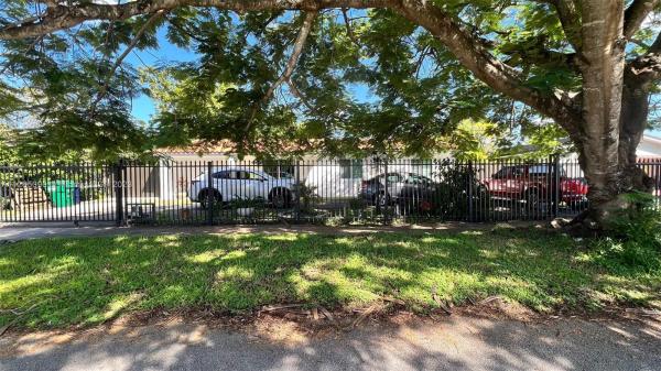 Southern Estates, 12121 SW 31st Ter, Tamiami, Florida 33175, image 2