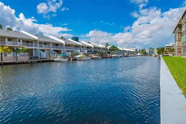 Eden Isles, 3750 NE 169 St #403, North Miami Beach, Florida 33160, image 2
