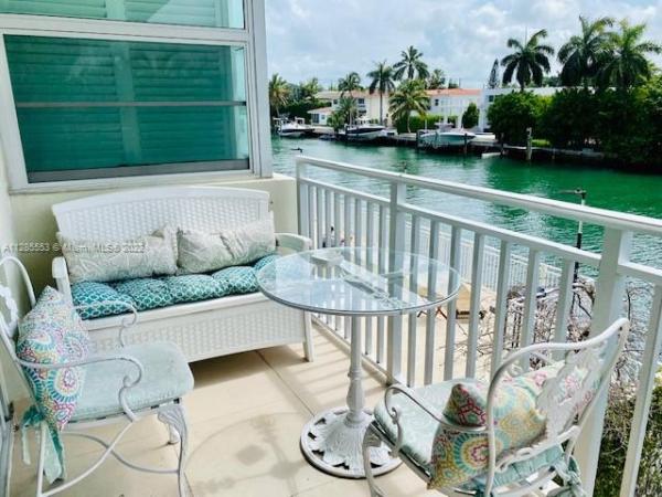 St Regis, 9500 W Bay Harbor Dr #2D, Bay Harbor Islands, Florida 33154, image 1