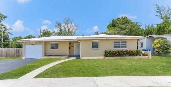 14835 NE 8th Ct, Golden Glades, Florida 33161, image 2