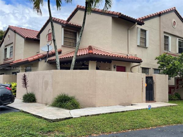 Courtyards In The Crossings, 11211 SW 132nd Ct W #11211, The Crossings, Florida 33186, image 1