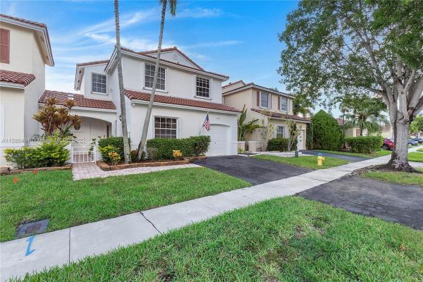 Misty Bay At Silver Lakes, 17303 NW 6th Ct, Pembroke Pines, Florida 33029, image 1
