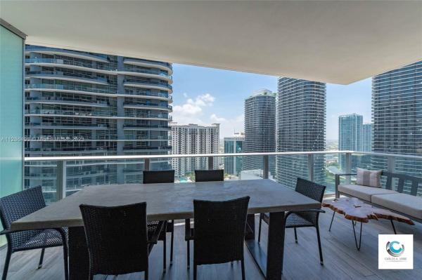 1010 Brickell, 1010 Brickell Ave #3111, Miami, Florida 33131, image 2