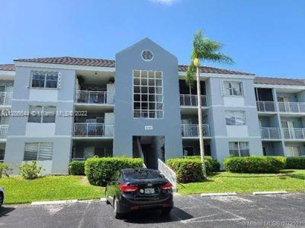 Le Club At Old Cutler, 8600 SW 212th St #101, Cutler Bay, Florida 33189, image 1