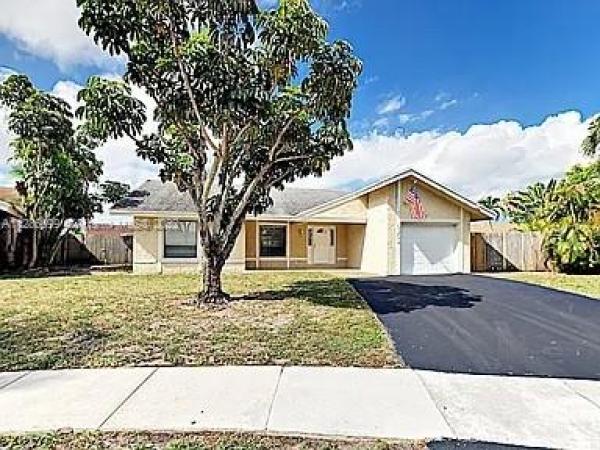North Lauderdale Landings, 8203 SW 12th Pl, North Lauderdale, Florida 33068, image 1
