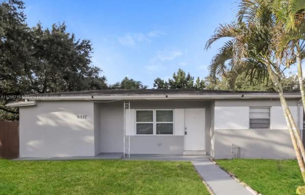 Weidlings, 6337 Grant St, Hollywood, Florida 33024, image 1