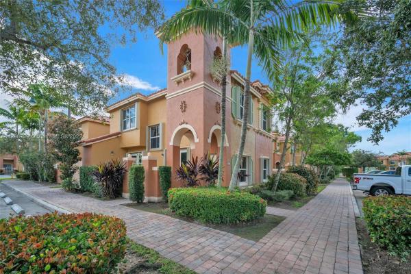 Pembroke Cay, 907 SW 143rd Ave #2006, Pembroke Pines, Florida 33027, image 1