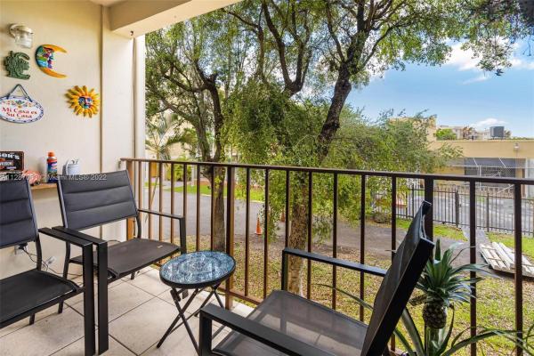 Parkview, 9220 Fontainebleau Blvd #202, Fountainebleau, Florida 33172, image 1