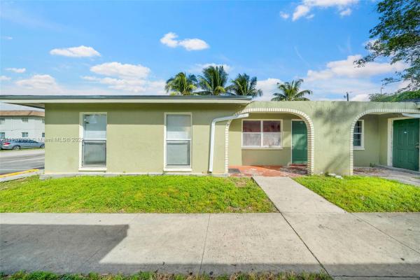 Sunshine Villas, 1808 NW 52nd Ave, Lauderhill, Florida 33313, image 1