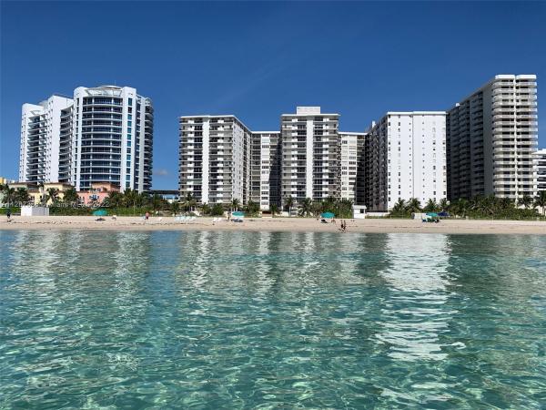 Maison Grande, 6039 Collins Ave #1537, Miami Beach, Florida 33140, image 2
