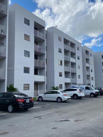 Fontainebleau Gardens, 8145 NW 7th St #503, Fountainebleau, Florida 33126, image 2