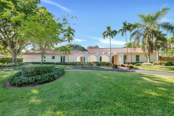 Kings Bay Pines, 6844 SW 145th Ter, Palmetto Bay, Florida 33158, image 1