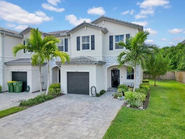 The Riviera, 1300 SE 26th Ter, Homestead, Florida 33035, image 2