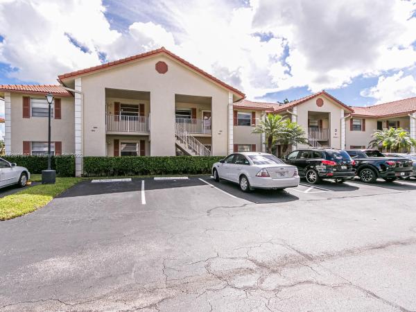 Golfside At Holiday Springs, 3041 Holiday Springs Blvd #202, Margate, Florida 33063, image 1