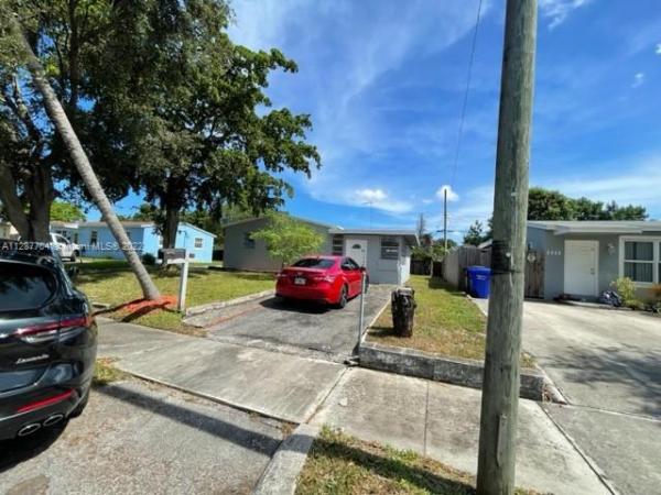 Boulevard Heights, 1421 N 68th Ter, Hollywood, Florida 33024, image 2