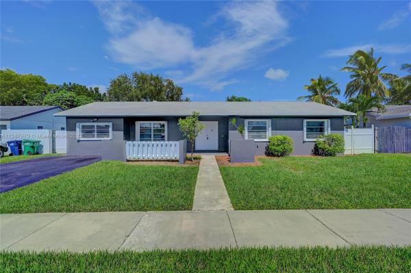 Fairway Estates, 11035 SW 156th Ter, Palmetto Estates, Florida 33157, image 2
