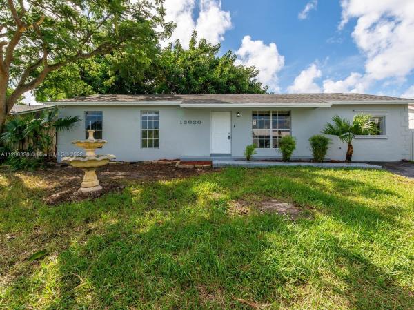 Meadow Wood Manor, 13030 SW 260th St, Princeton, Florida 33032, image 2