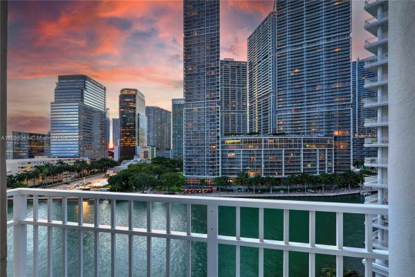 Courvoisier Courts, 701 Brickell Key Blvd #1104, Miami, Florida 33131, image 1