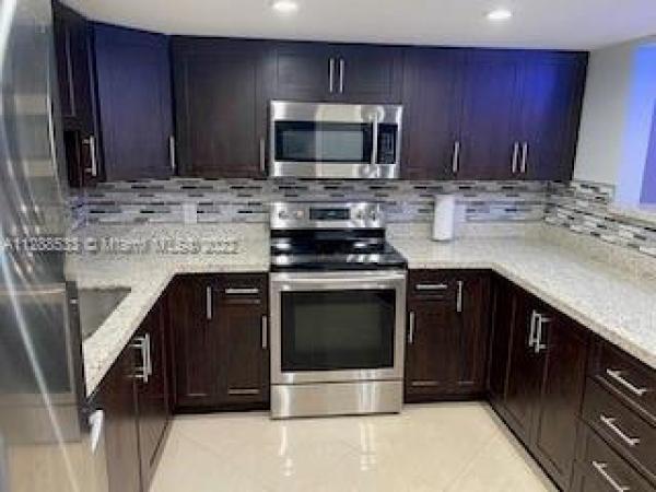 The Manors Of Inverrary, Fort Lauderdale, Florida 33319, image 1