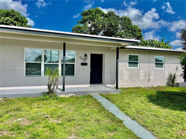 Carol City, 4821 NW 176th St, Miami Gardens, Florida 33055, image 2