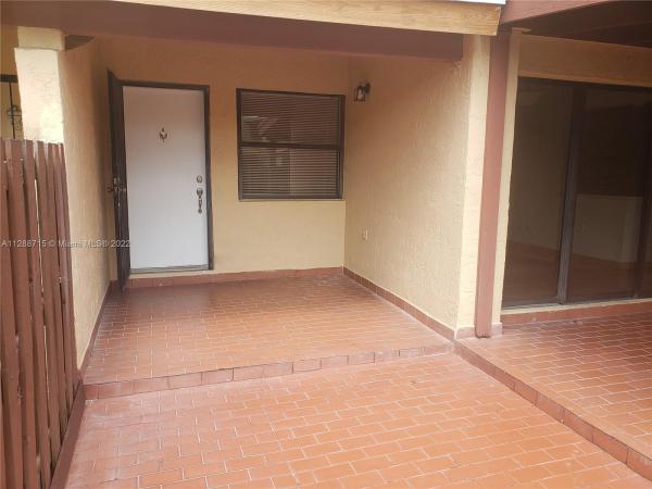 Indian Summer Village, 241 W Park Dr #5-103, Fountainebleau, Florida 33172, image 1