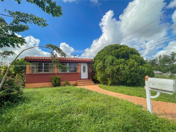 Capson Manor, 6474 Palm Ave, Hialeah, Florida 33012, image 1