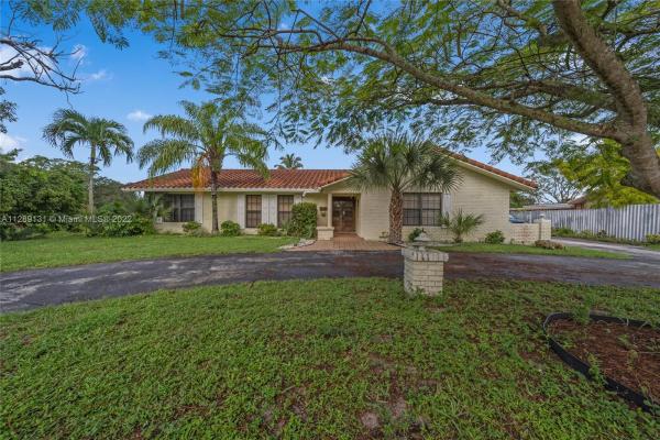 Coral Springs Lakes, 3860 NW 102nd Ave, Coral Springs, Florida 33065, image 1
