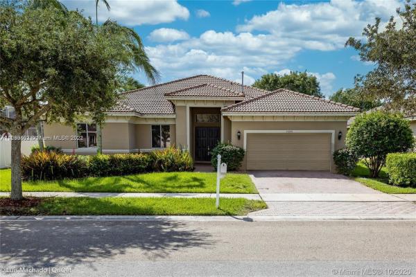 Laguna Isles, 19200 SW 62nd St, Pembroke Pines, Florida 33332, image 1