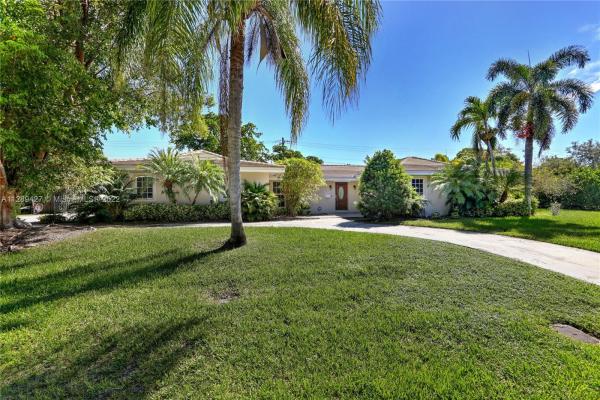 Old Cutler Estates, 15101 SW 69th Ct, Palmetto Bay, Florida 33158, image 1