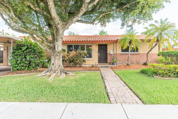 Westwood Estates, 10869 SW 69th Dr, Sunset, Florida 33173, image 1