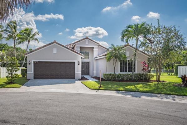 Cameron Lake, 307 Lake Crest Ct, Weston, Florida 33326, image 1