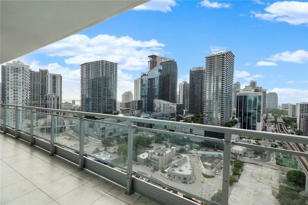 Mint At Riverfront, 92 SW 3rd St #2604, Miami, Florida 33130, image 2