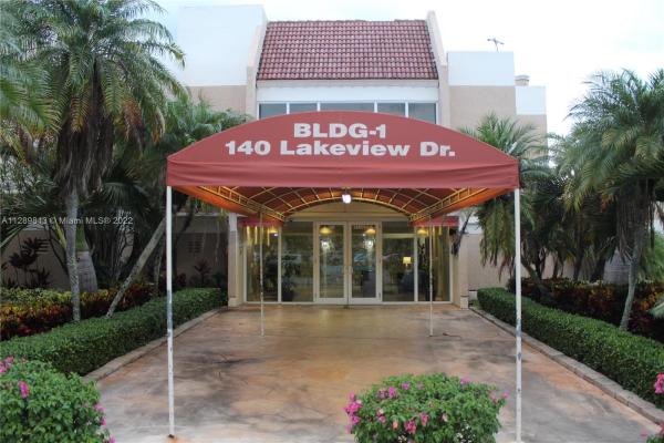 Racquet Club Village, 140 Lakeview Dr #304, Weston, Florida 33326, image 1