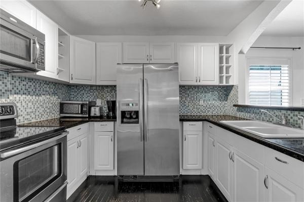 Hollywood Little Ranches, 311 S 24th Ave, Hollywood, Florida 33020, image 2
