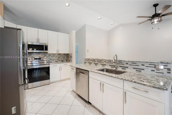 The Acreage, 12586 N 77th Pl N, West Palm Beach, Florida 33412, image 2