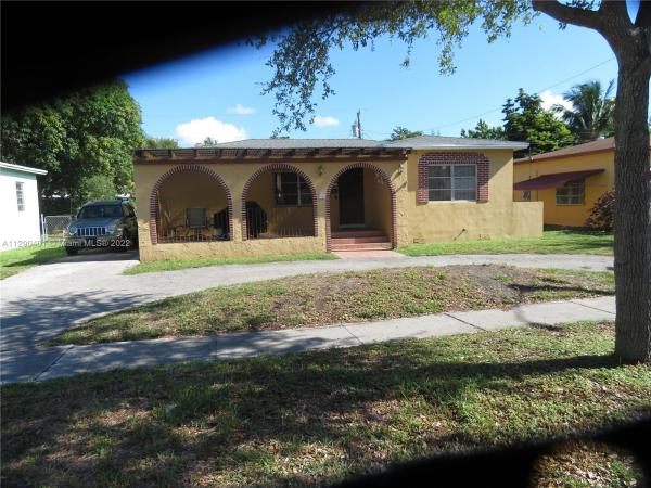 Fulford Homes, 1951 NE 157th Ter, North Miami Beach, Florida 33162, image 1