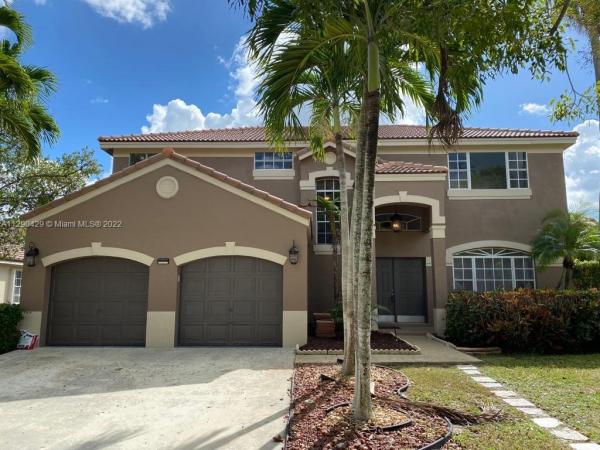 Verona Lake, 676 Verona Ct, Weston, Florida 33326, image 1