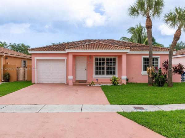 Lakes On The Green North, 9103 NW 191st Ter, Hialeah, Florida 33018, image 1
