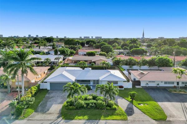 Coral Highlands, 5720 NE 19th Ave, Fort Lauderdale, Florida 33308, image 1