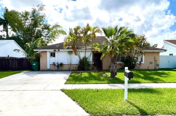 Oak Park, 20926 SW 124th Ave Rd, South Miami Heights, Florida 33177, image 2